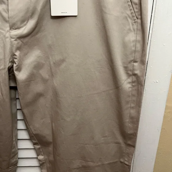 Barbour men’s Lightweight Mist Stretch Tailored Chino Pants. Size 38R. NWT - Picture 3 of 10